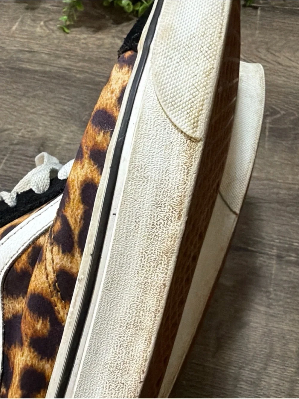 VANS Old Skool Low Top Leopard/Cheetah Lace Up Suede Slip on Shoes size 10